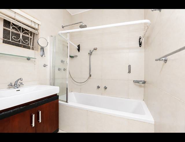 1.5 BEDROOM APARTMENT FOR SALE IN MUSGRAVE